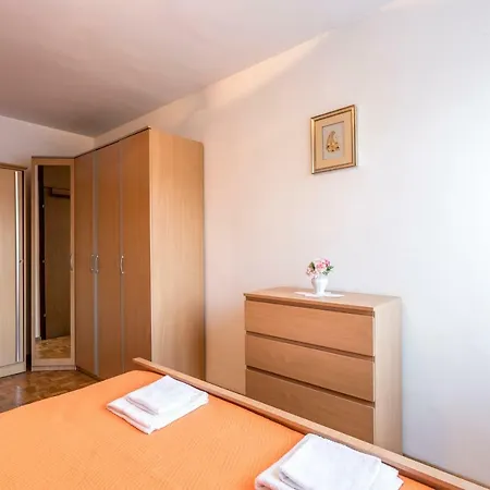Apartman Kossi *